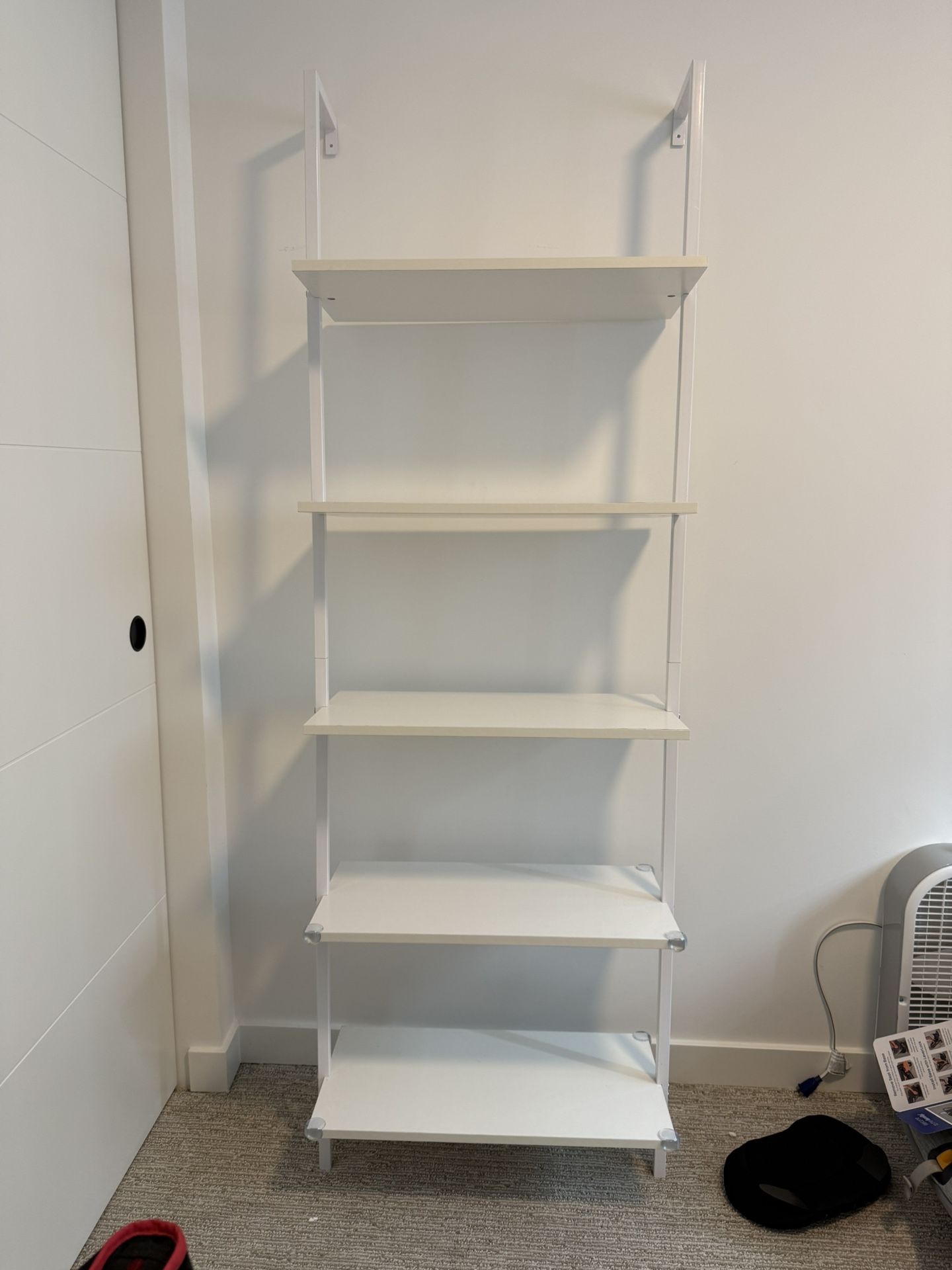 White 5 Tier Ladder Shelf/ Bookcase