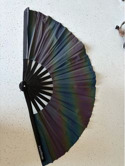 Rainbow Flash Reflective EDC fan
