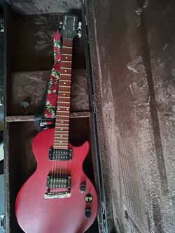 Epiphone Les Paul/ case