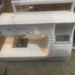 Singer Sewing Machine