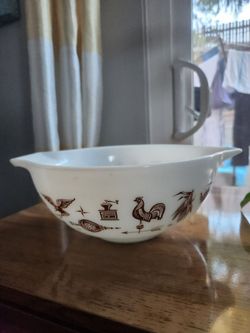 Pyrex Early American Cinderella Mixing Bowl