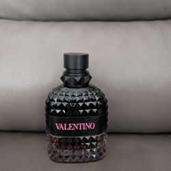 Valentino UOMO Born In Roma Intense EDP Spray 3.4 Oz / 100 Ml Perfume