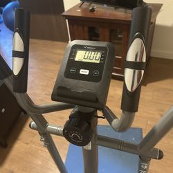 MERACH Elliptical Like New  Excellent Condition Pick Up Tomorrow