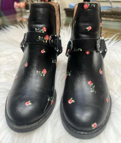 Madden Girl Boots