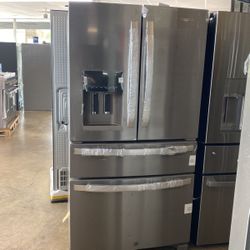  Whirlpool - 24.5 Cu. Ft. 4-Door French Door Refrigerator - Stainless steel