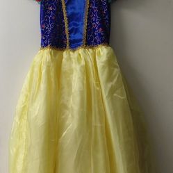 Snow White Halloween Costume