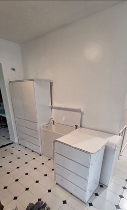 Bedroom set (no bed) $165 for all
