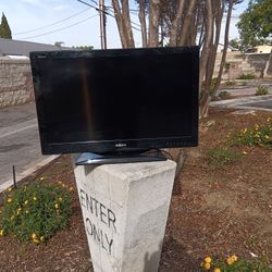 32" Sony LCD Flat Screen Tv