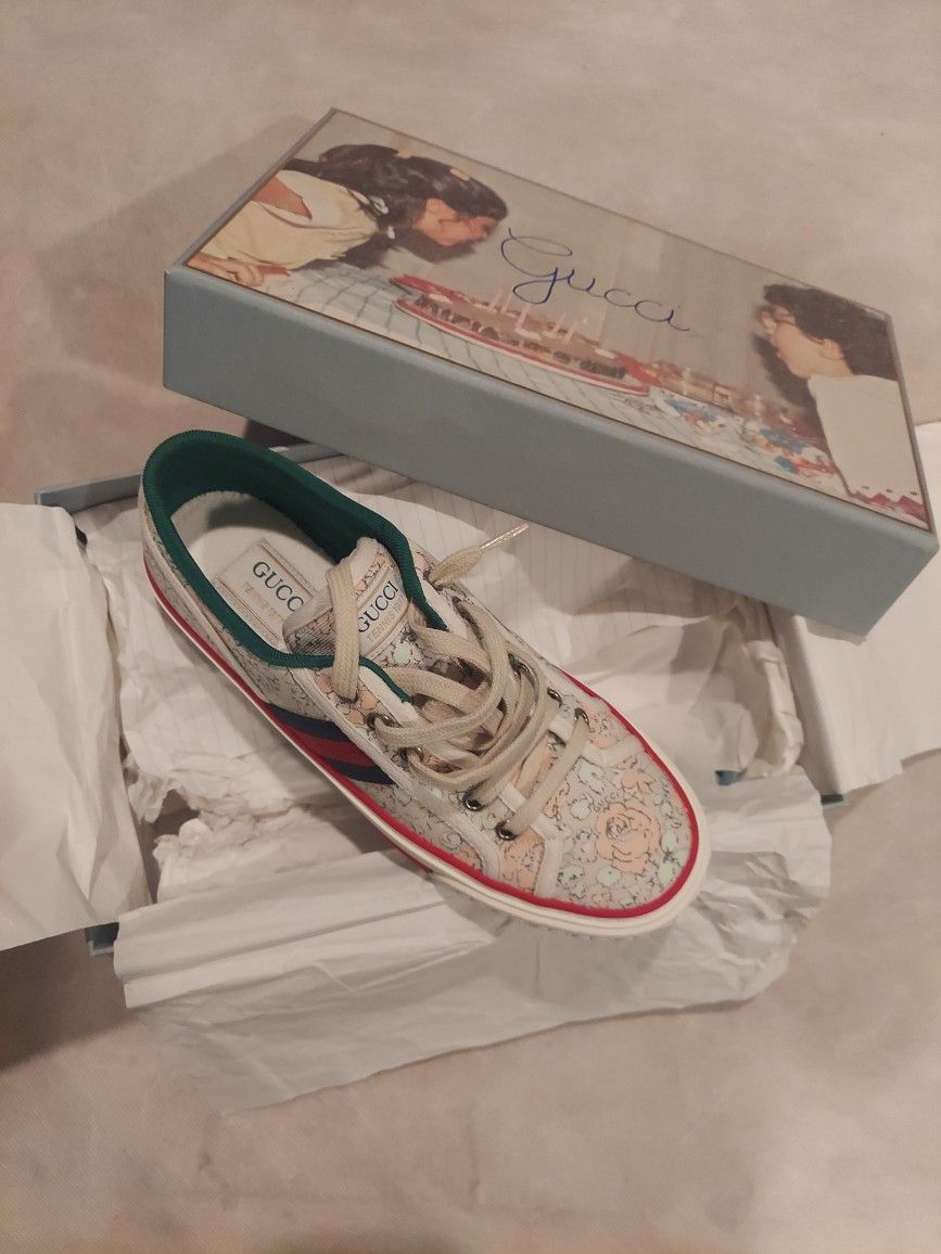Gucci Sneakers