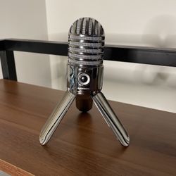 Samson USB Microphone With Screwable Base