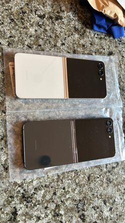 Samsung z flip  5 512gb unlocked each