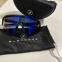 Blenders Eyewear Shield Sunglasses