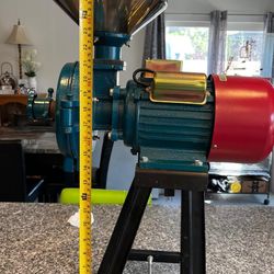 Electric Grain Grinder Mill