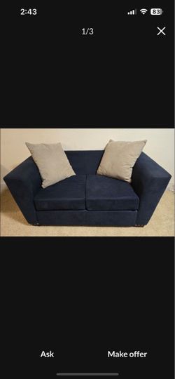 Beautiful royal blue loveseat - PU today