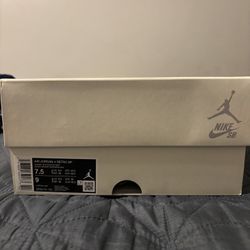 Jordan 4’s SB