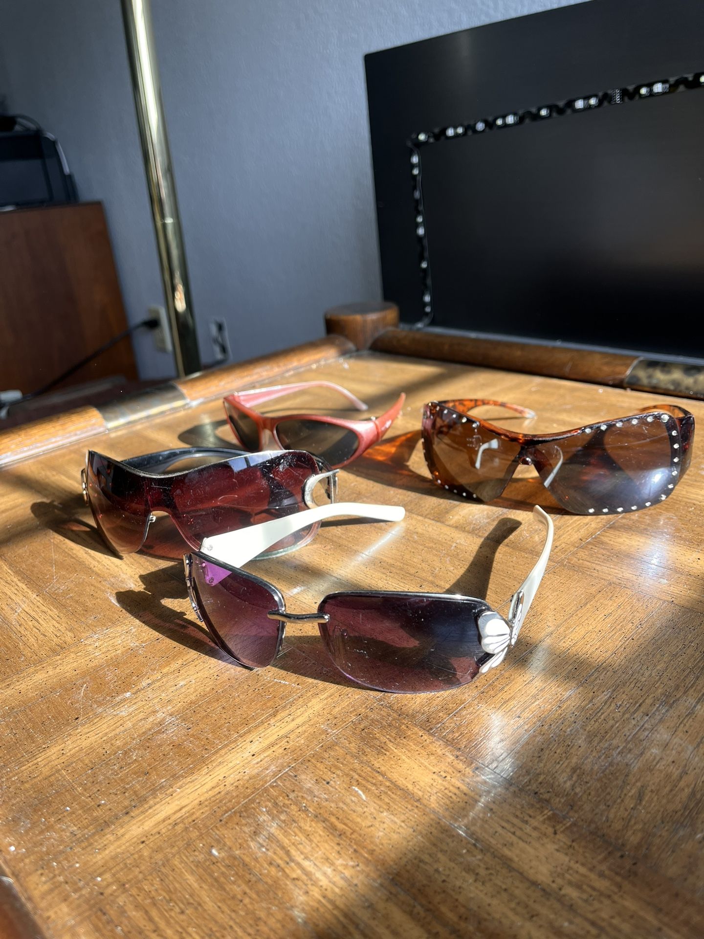 🚨Women sunglasses bundle