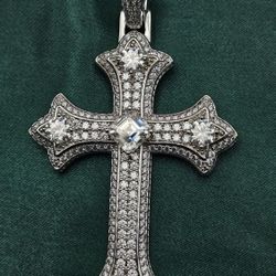 Royal Cluster Cross VVS D Moissanite Pendant – 925 Sterling Silver