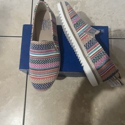 Women’s shoes