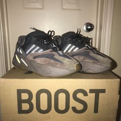 Adidas Yeezy 700 Mauve