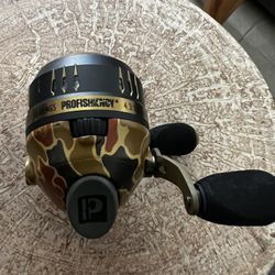 Profishiency Camo Spin cast Reel 
