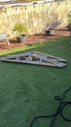 Timber Roof Trusses Set