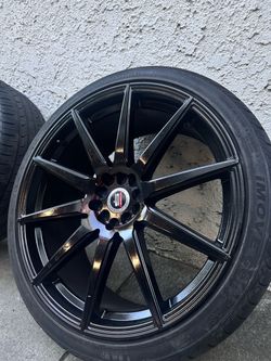 20” Universal Chameleon Gloss Black Wheels+Tires-Set of 4