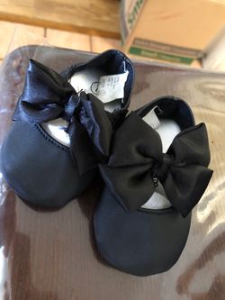 BabyGirl dress shoes size 1