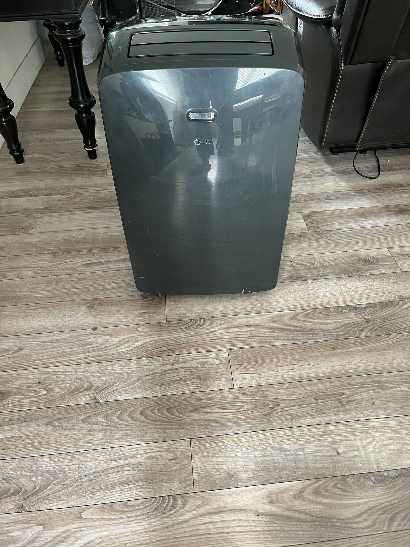LG AC
