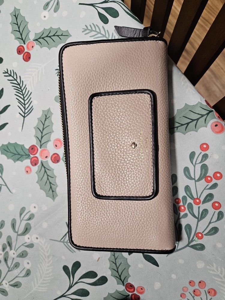 Kate Spade Wallet 