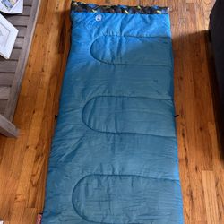 Child's sleeping bag 