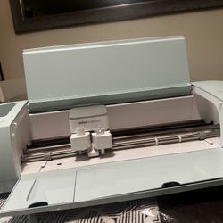 Cricut Explore 3 & Vinyl