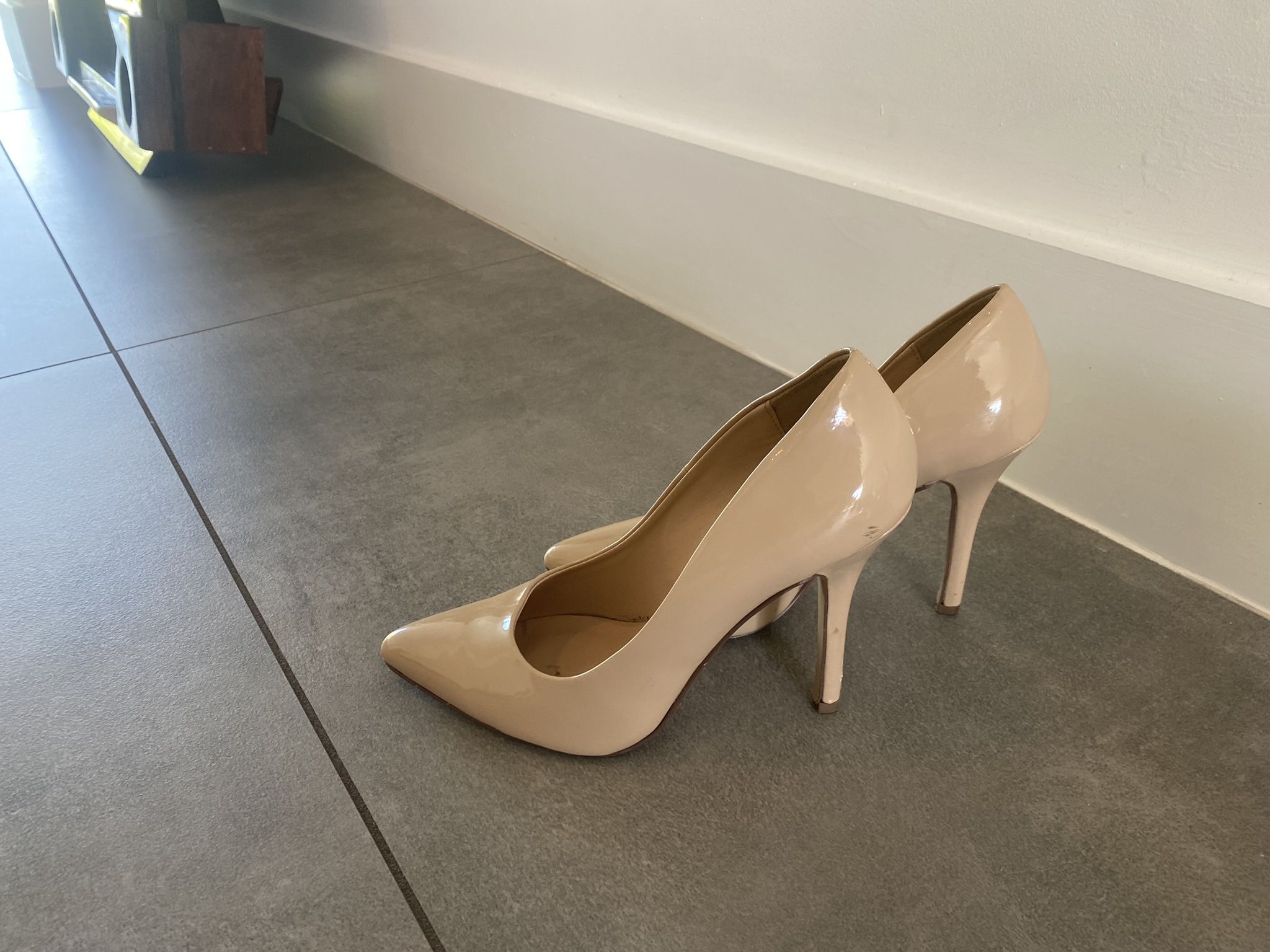 Nude Heels 