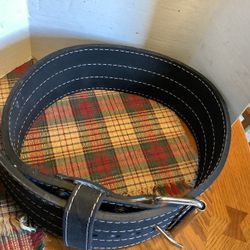 Forever Bodybuilding™ Tapered Buckle Belt, like new size large, 50”  Perfect for bodybuilding workouts and some powerlifting applications. All Inzer F