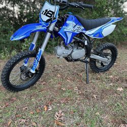 Brand New 125cc Dirt Bike 
