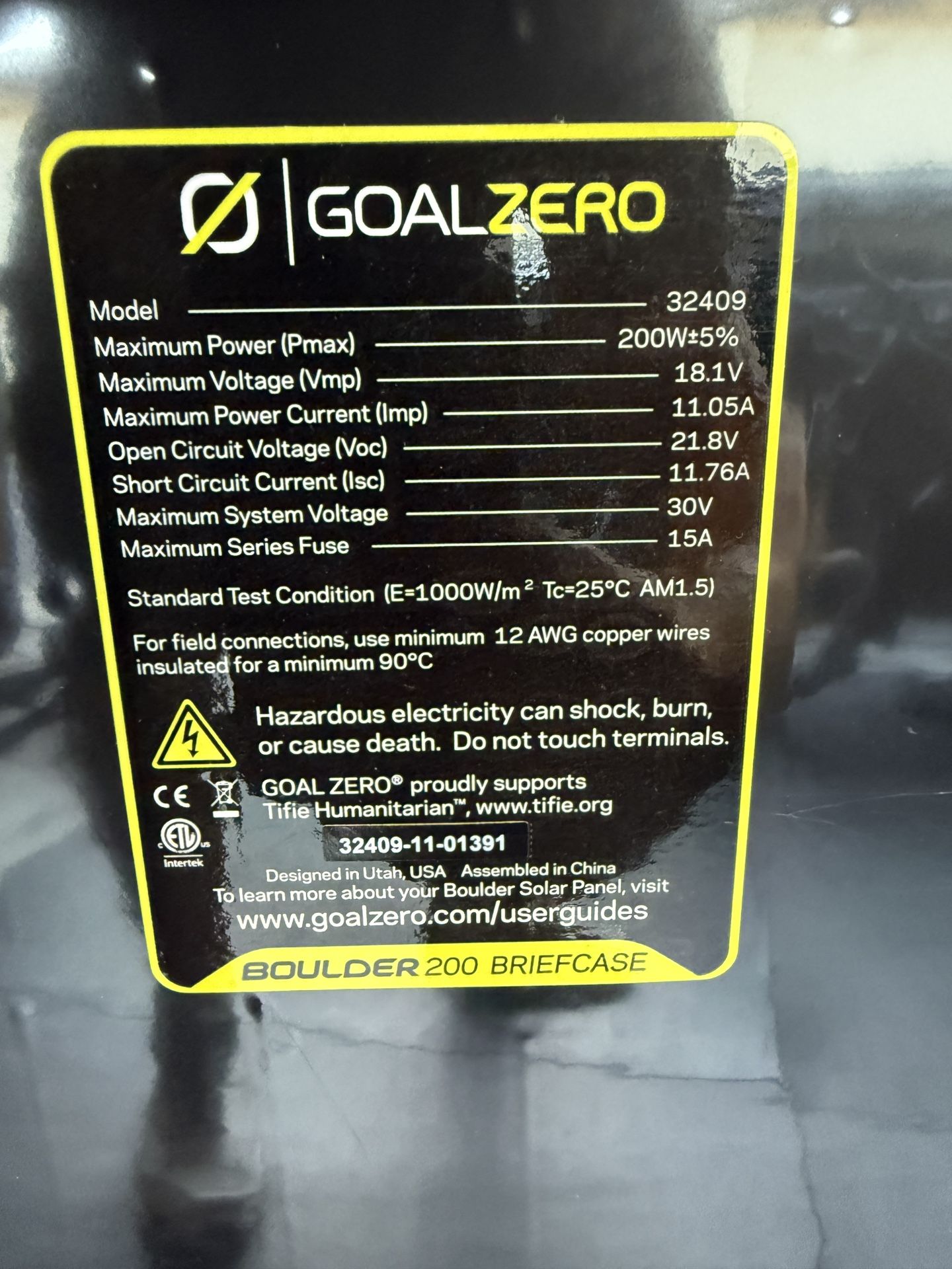 Goal Zero Boulder 200 Solar Panels
