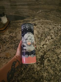 Marilyn Monroe cup