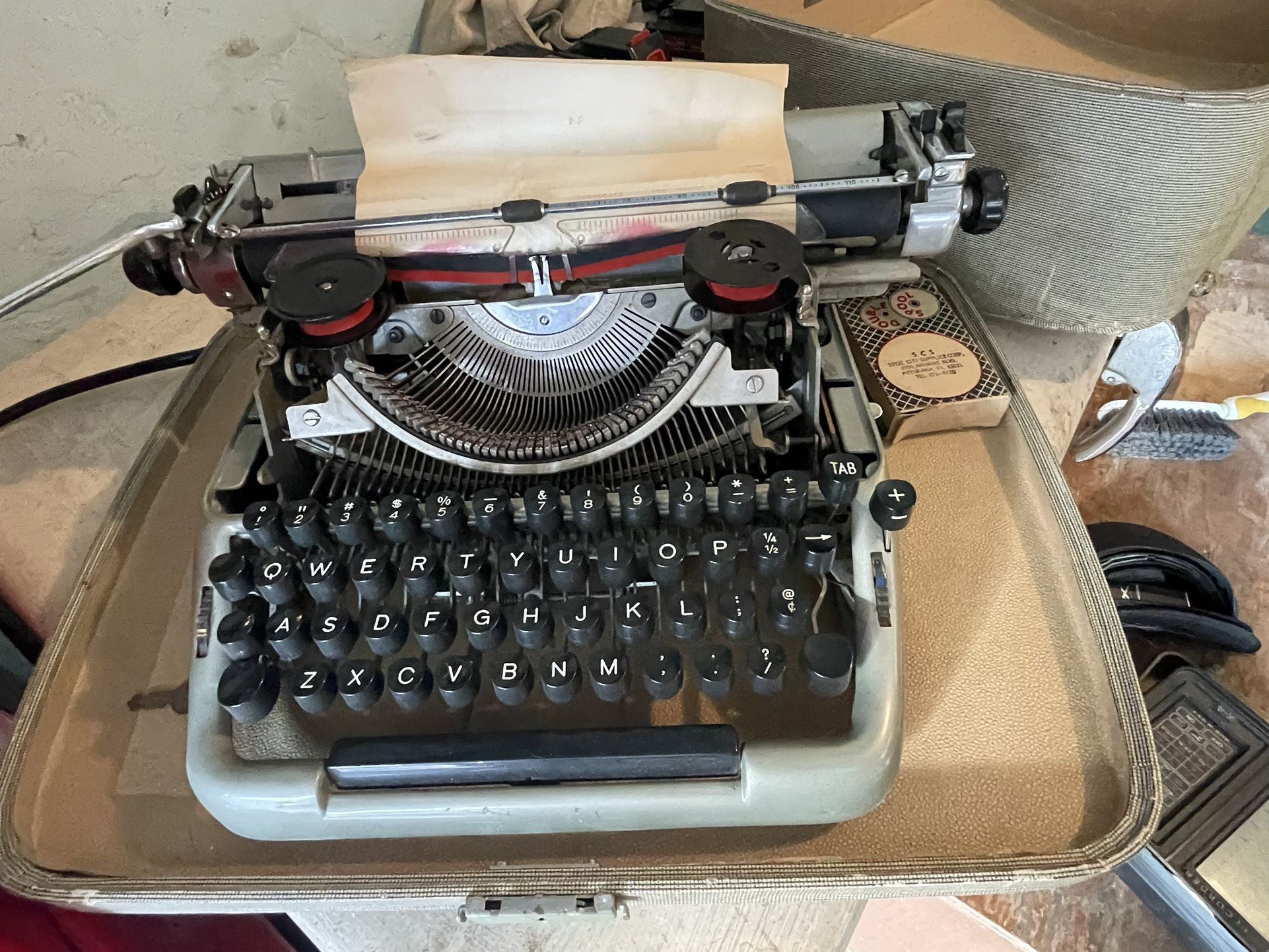 Antique Typewriter 