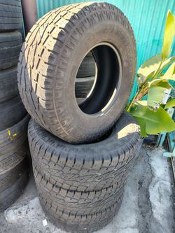 Pro Comp 315 70 17 AT used $350 installed