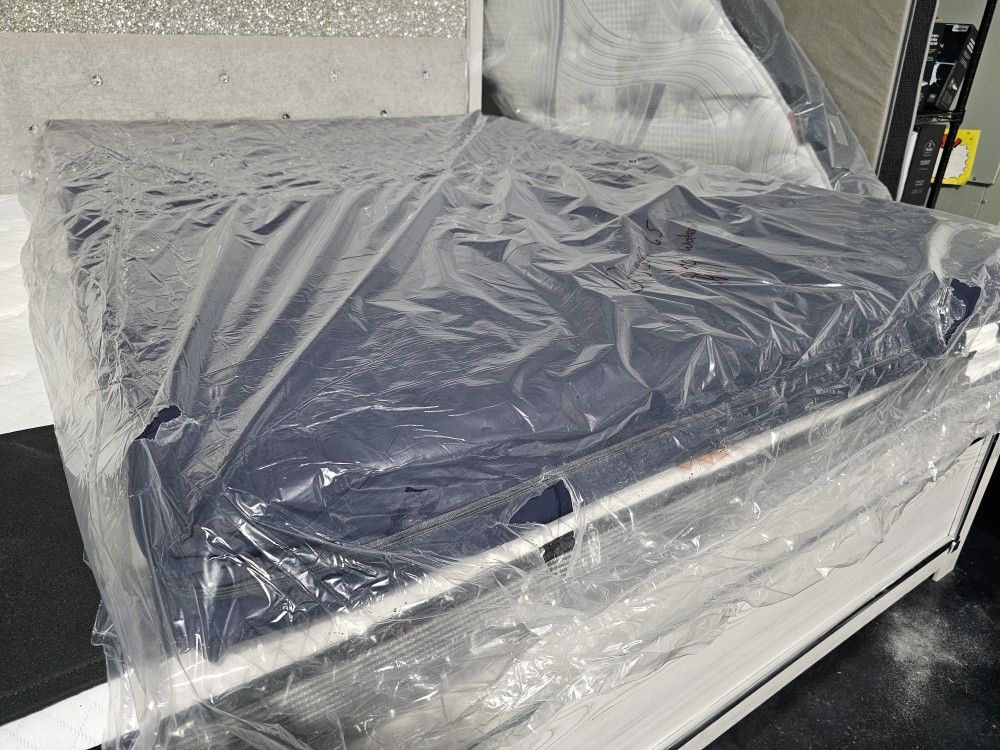 New 6.5 Inch Memory Foam Mattress Queen