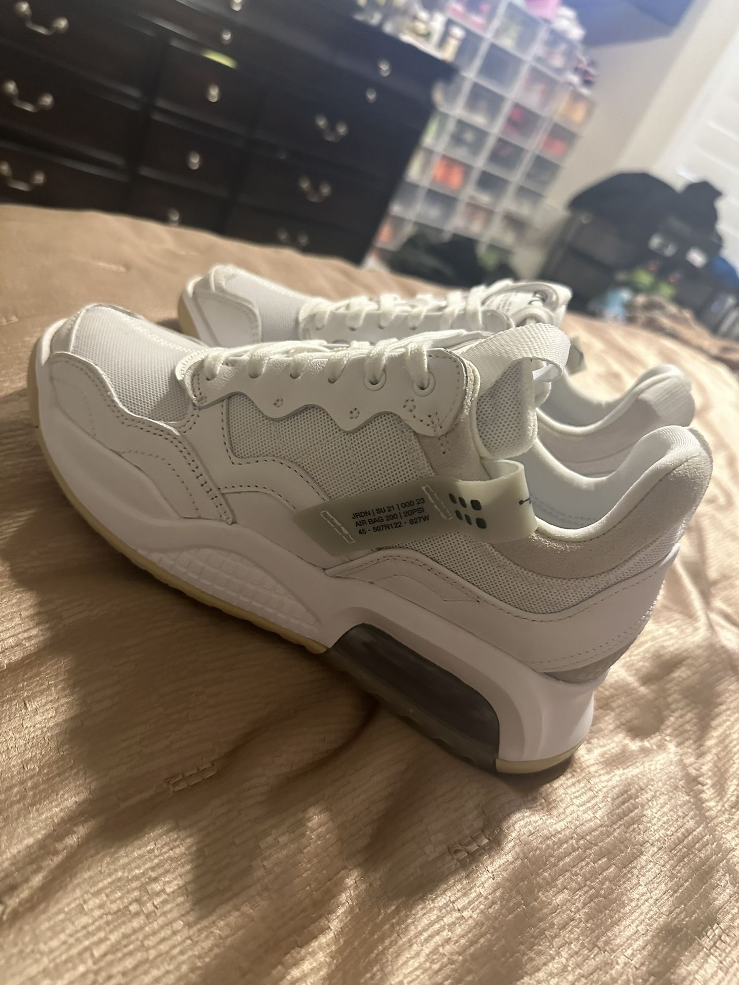 Women’s Jordan MA2