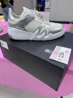 Giuseppe Zanotti
