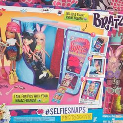 Bratz Photobooth And Doll Playset New