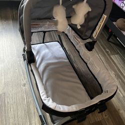 Pack N Play Portable Bassinet 