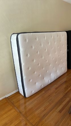 Queen mattress
