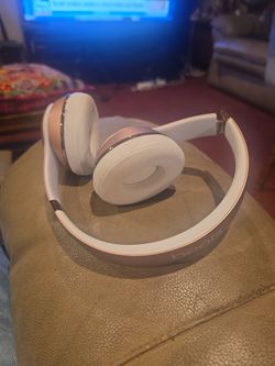 Beats by Dr. Dre Solo3 Wireless Rose Gold On Ear Headphones