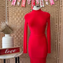Valentine’s Fits! Cute Red Dresses