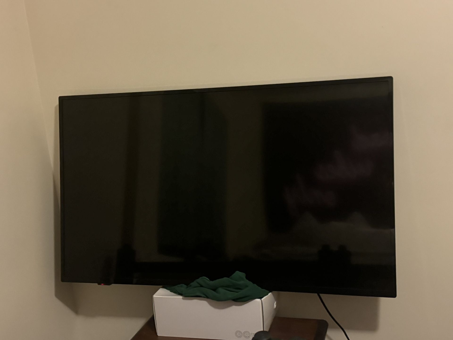 ROKU TV