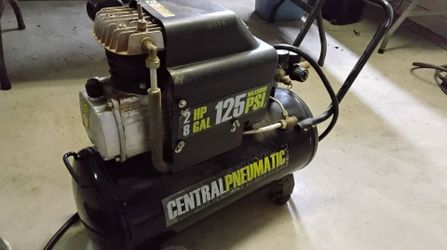 Central pneumatic compressor