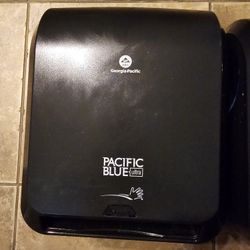 Automated Touchless Paper Towel Dispenser 