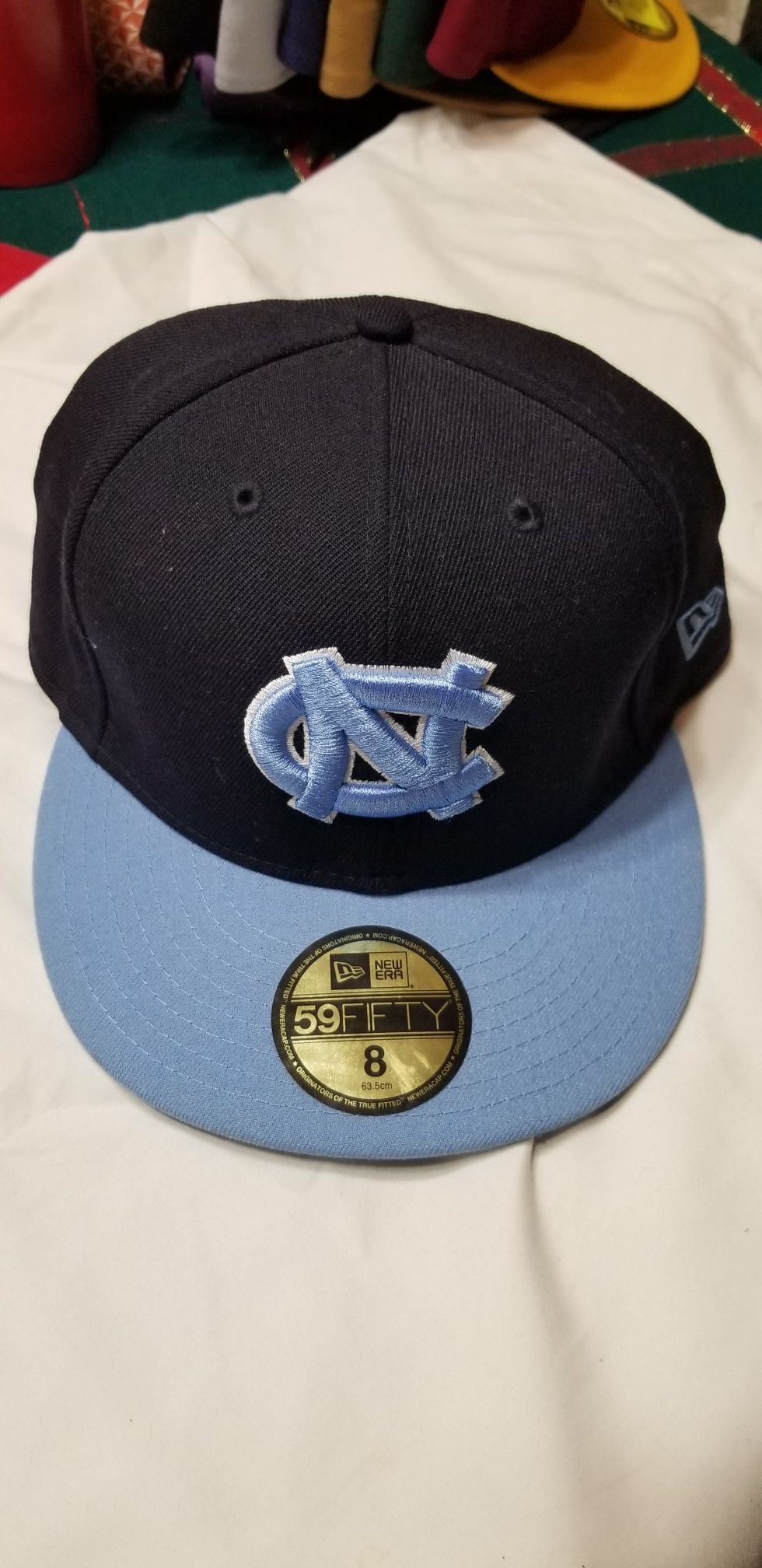 North Carolina Tar Heels Fitted Hat (size 8)